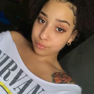 Meet your Posher, Jenaya